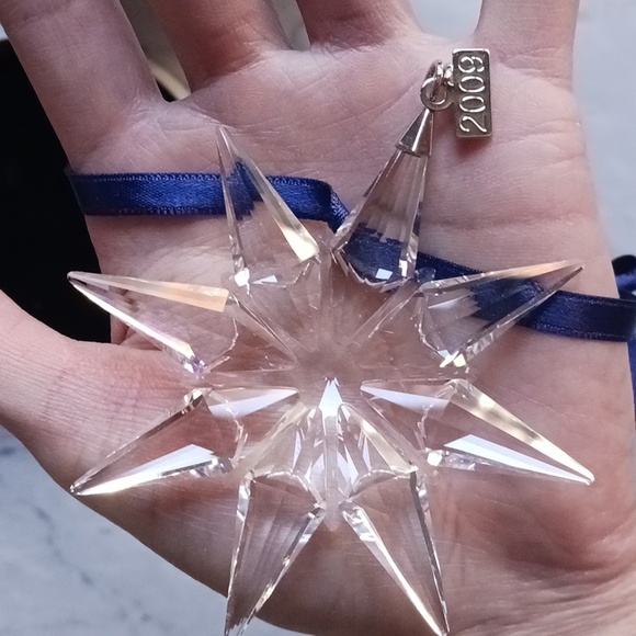 Swarovski Annual Ornament 2009 - Picture 1 of 5